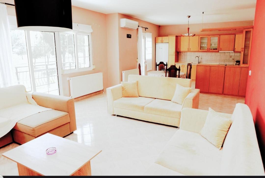 Ourania Luxury Apartment 케라모티 외부 사진